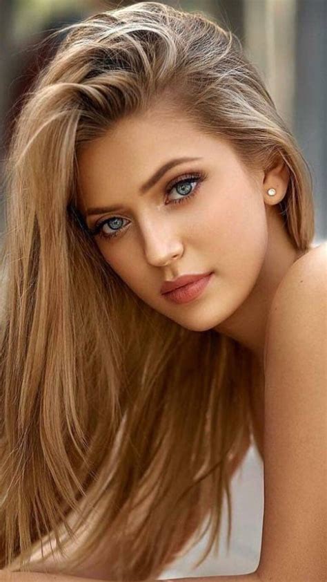 blonde girl photos|Gorgeous Blonde Woman Pictures 